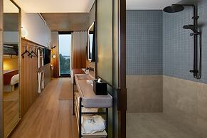 Moxy Sydney Airport