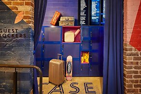 Moxy Sydney Airport