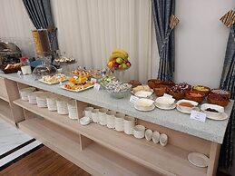 Novza Palace Hotel