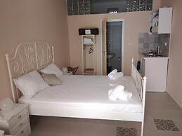 Aphrodites Apartments