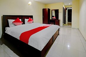 OYO 90331 Hotel Toba Shanda
