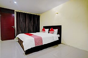 OYO 90331 Hotel Toba Shanda