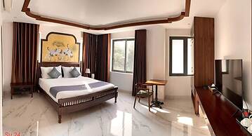 Blue Sea Hue Hotel