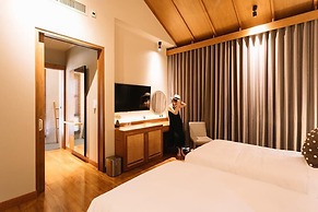 Rarin Villas