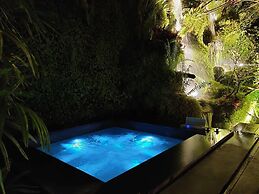 Rarin Villas