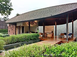 Rarin Villas