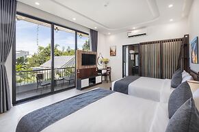 Charm Champion Villa Hoian