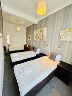 Carlton Courth Hotel Eastbourne