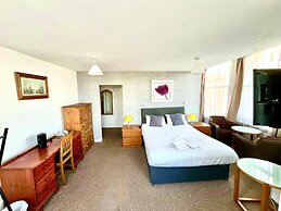 Carlton Courth Hotel Eastbourne