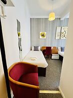 Carlton Courth Hotel Eastbourne