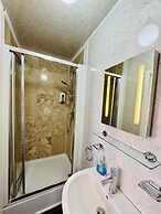 Carlton Courth Hotel Eastbourne