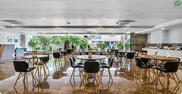 SKYLA Studios & Suites - Hitech City