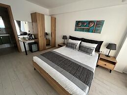 Ni Marin Hotel