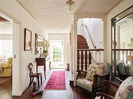 Drakestone House Manor With Breathtaking Cotswolds Views