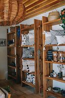 6 Rooms By Zula