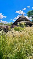 Is Cheas wine farm boutique hotel
