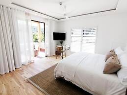 Barrington's Small Hotel