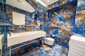 Adam & Eve Suites