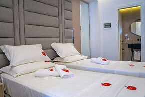 Adam & Eve Suites