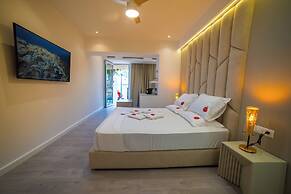 Adam & Eve Suites