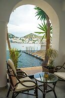 Adam & Eve Suites