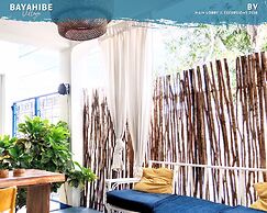 Tribe Inn & Rooftop Lounge