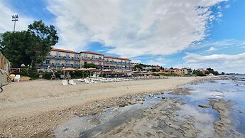 Pebble Beach Hotel