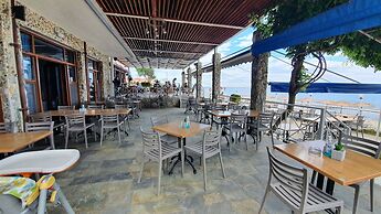 Pebble Beach Hotel