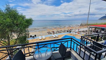 Pebble Beach Hotel