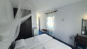 Pebble Beach Hotel
