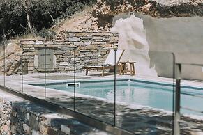 Zos Suites