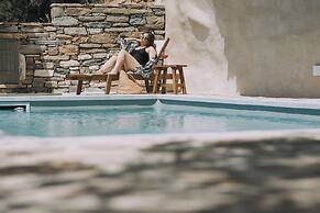 Zos Suites