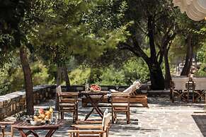 Zos Suites