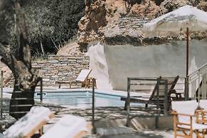 Zos Suites