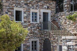Zos Suites