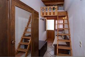 Anemelo Beach House in Panormos