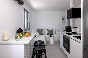 Polaroid Loft Tinos