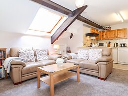 Bakers Yard Cottage