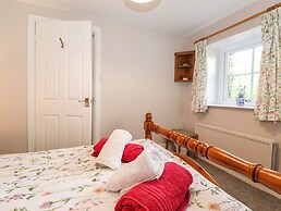 Bakers Yard Cottage