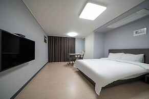 Myeongga Ubleth Hotel