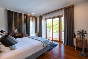 Large 6 Bed Luxury Villa on the Golf Course (PHJ)