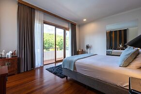 Large 6 Bed Luxury Villa on the Golf Course (PHJ)
