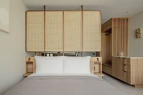 TRUNK HOTEL YOYOGI PARK