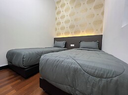 Attic Home Melaka Silverscape Residence