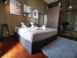 Attic Home Melaka Silverscape Residence