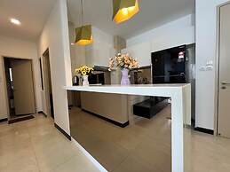 Attic Home Melaka Silverscape Residence