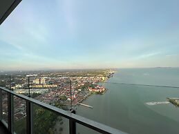 Attic Home Melaka Silverscape Residence