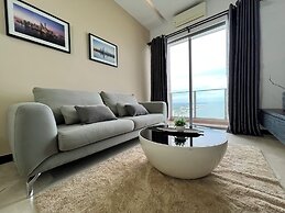 Attic Home Melaka Silverscape Residence
