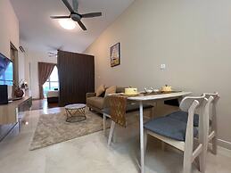 Attic Home Melaka Silverscape Residence
