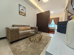 Attic Home Melaka Silverscape Residence